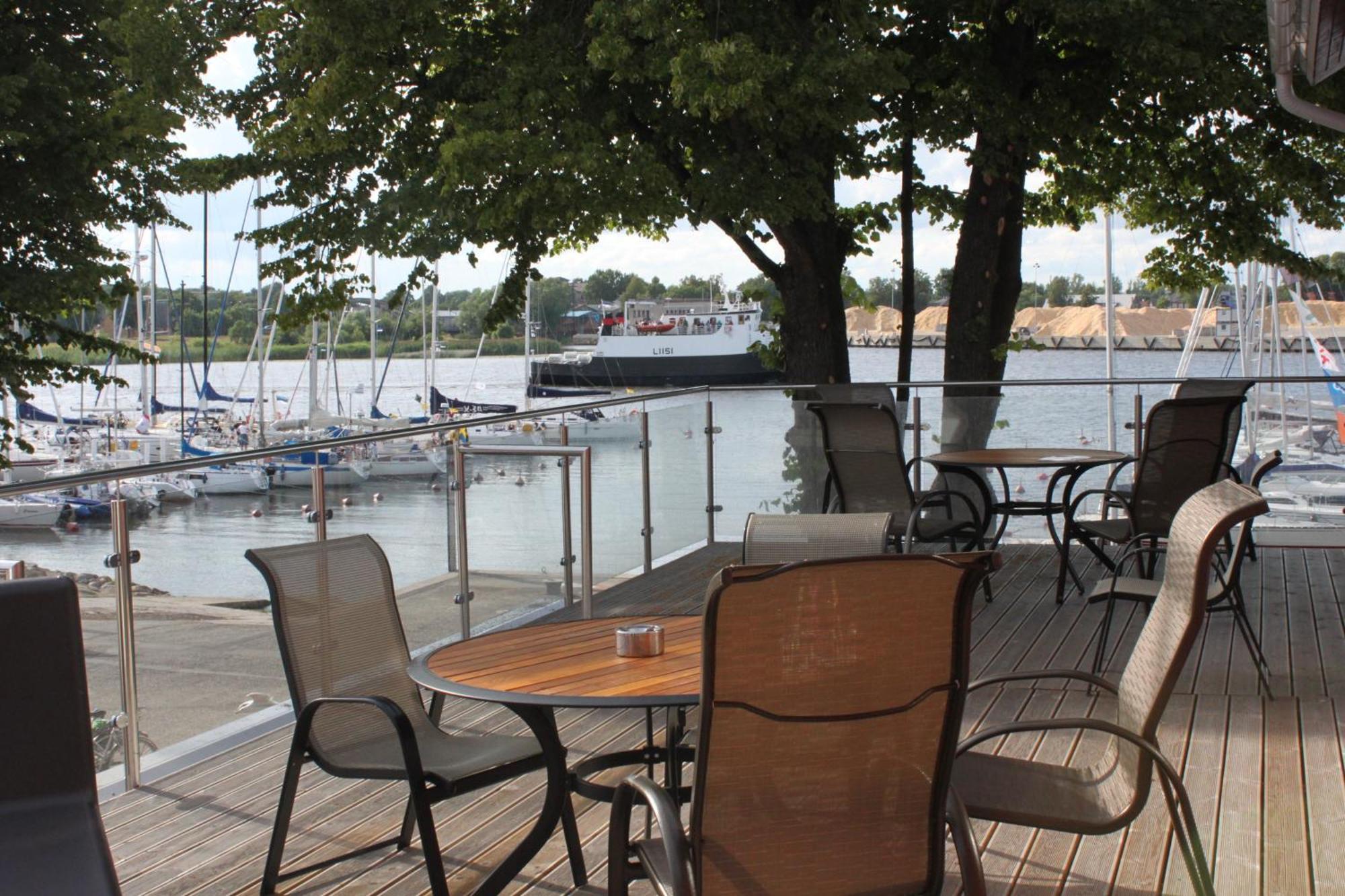 Paernu Jahtklubi Kuelalistemaja Hotel Luaran gambar